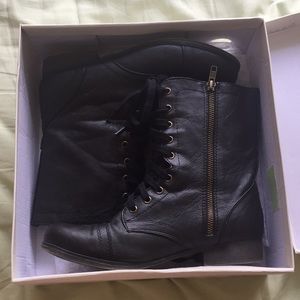 Women's Olsenboye motto boots